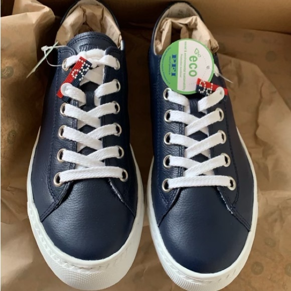 Low Top Sneakers